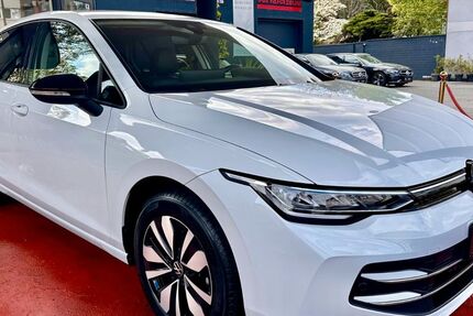 VW Golf 32.122 km 25.790 &euro; Düsseldorf 40589