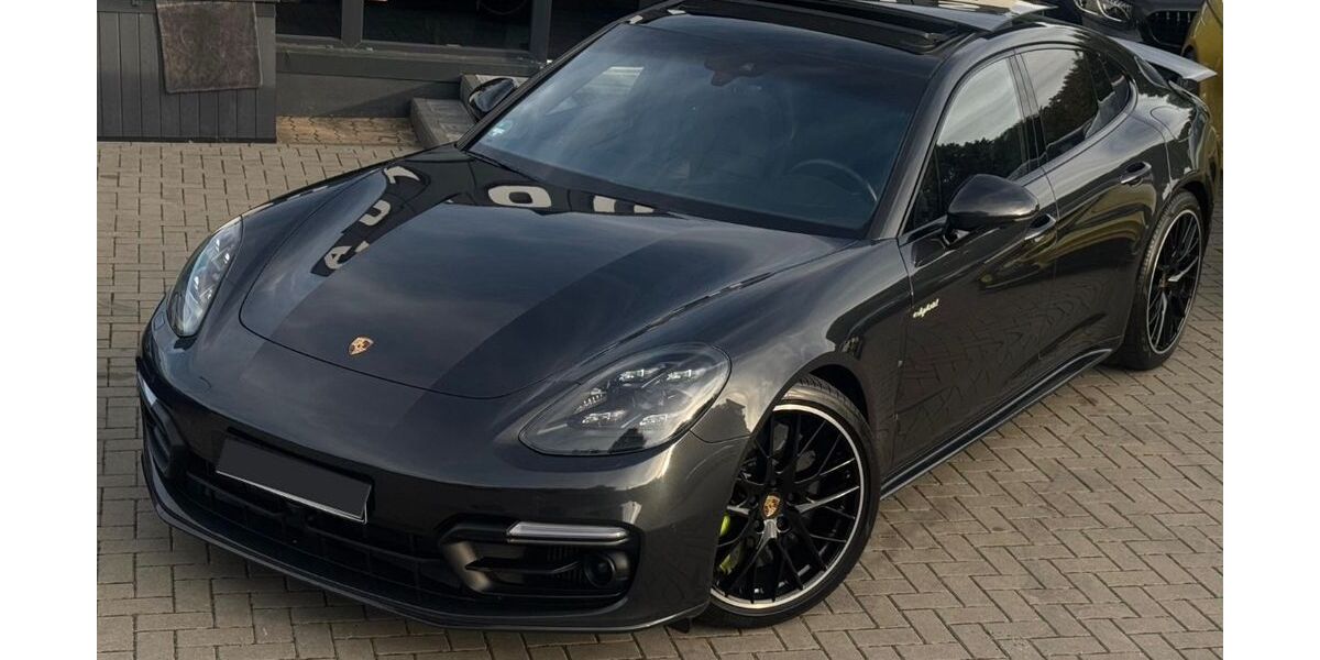 Porsche Panamera 128.000 km 72.500 &euro; Düsseldorf 40213