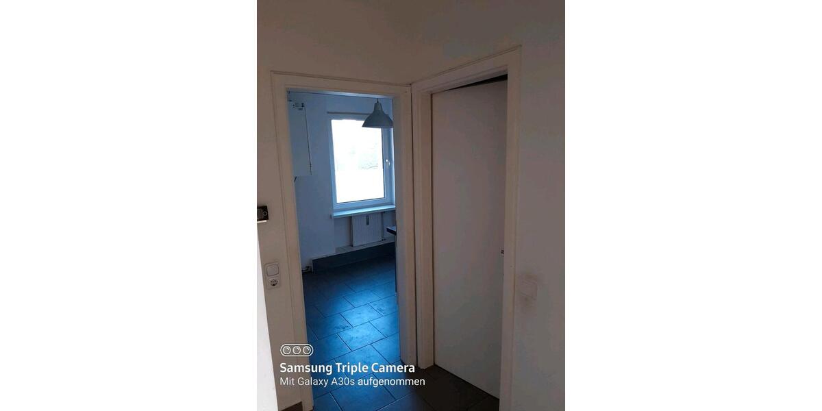 Dachgeschoßwohnung Wuppertal Unterbarmen - 4 Zimmer, 93 m&sup2;, 787&euro; | Angebot:25645296