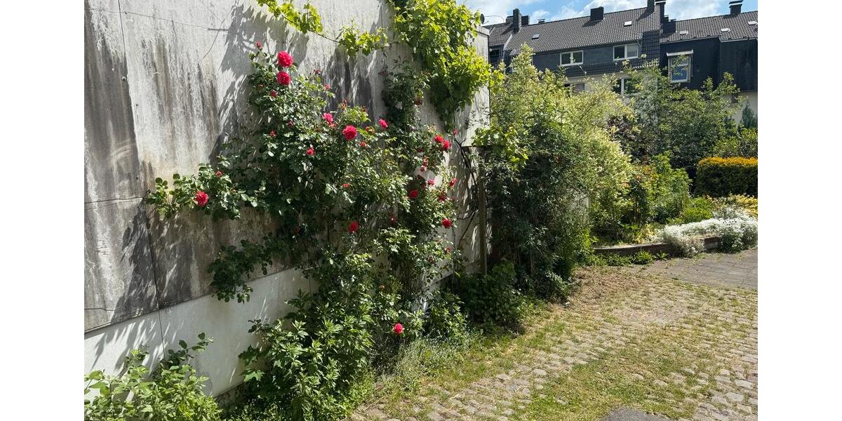 Reihenhaus Wuppertal Barmen - 8 Zimmer, 202 m&sup2;, 450.000&euro; | Angebot:26213244