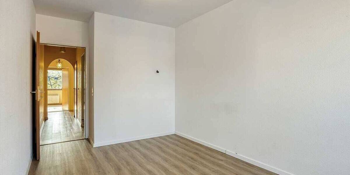 Etagenwohnung Hilden Kalstert - 4 Zimmer, 100 m&sup2;, 268.400&euro; | Angebot:26257348