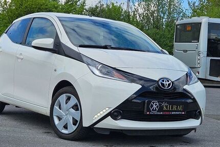 Toyota Aygo (X) 107.000 km 10.499 &euro; Mettmann 40822