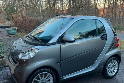Smart ForTwo 137.000 km 4.999 &euro; Köln 50668