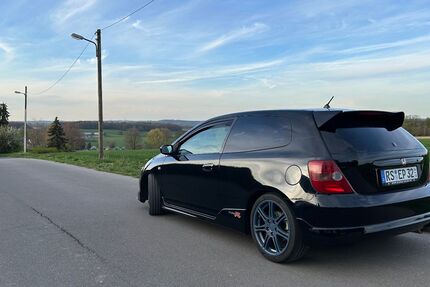 Honda Civic 216.000 km 9.500 &euro; Remscheid 42897