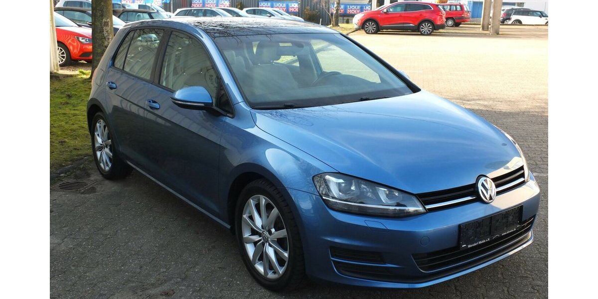 VW Golf VII COMFORTLINE PANORAMADACH KLIMAAUTOMATIK 1 150.000 km 9.888 &euro; Köln 50858