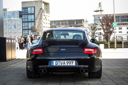 Porsche 997 97.000 km 67.900 &euro; Düsseldorf 40215