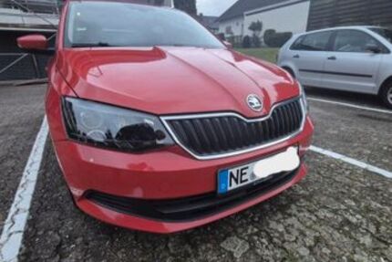 Skoda Fabia 93.300 km 6.700 &euro; Dormagen 41542