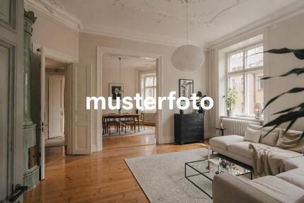 Wohnung Solingen Aufderhöhe - 3 Zimmer, 100 m&sup2;, 1.250&euro; | Angebot:26262949