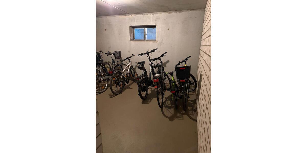 Etagenwohnung Leverkusen Bürrig - 3 Zimmer, 76 m&sup2;, 350.000&euro; | Angebot:26061717