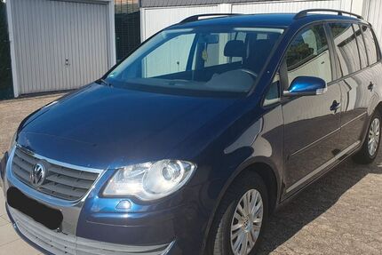 VW Touran 173.000 km 1.900 &euro; Grevenbroich 41515