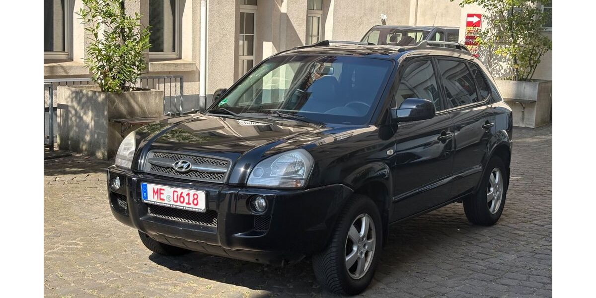 Hyundai TUCSON 167.500 km 2.999 &euro; Mettmann Stadtwald Bahnhof 40822