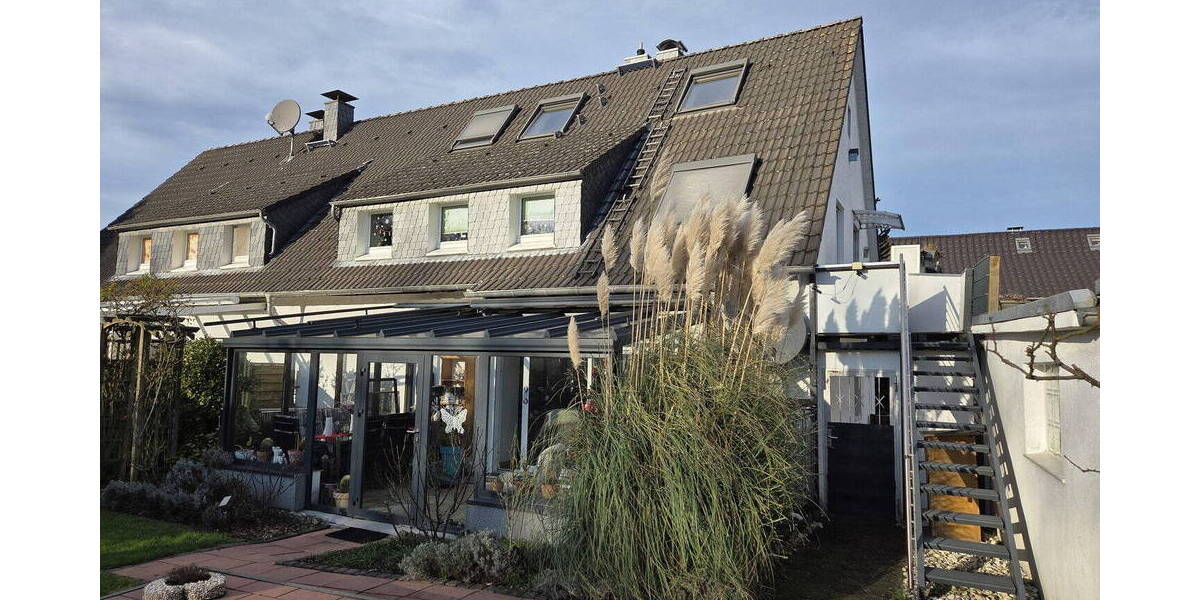 Doppelhaushälfte Wülfrath Innenstadt - 7 Zimmer, 185 m&sup2;, 575.000&euro; | Angebot:26027235