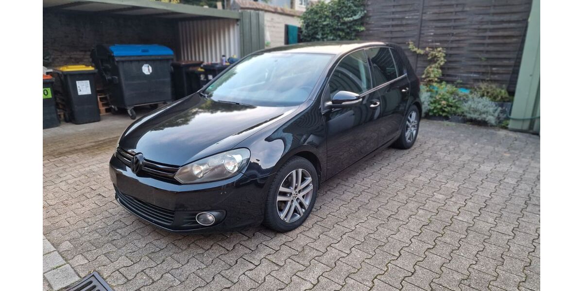 VW Golf 162.000 km 4.700 &euro; Wuppertal 42289