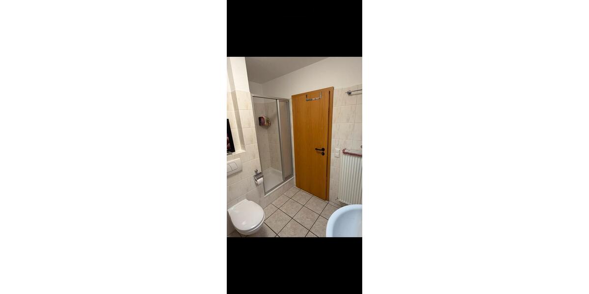 Hochparterre Solingen Aufderhöhe - 2 Zimmer, 70 m&sup2;, 850&euro; | Angebot:25433316