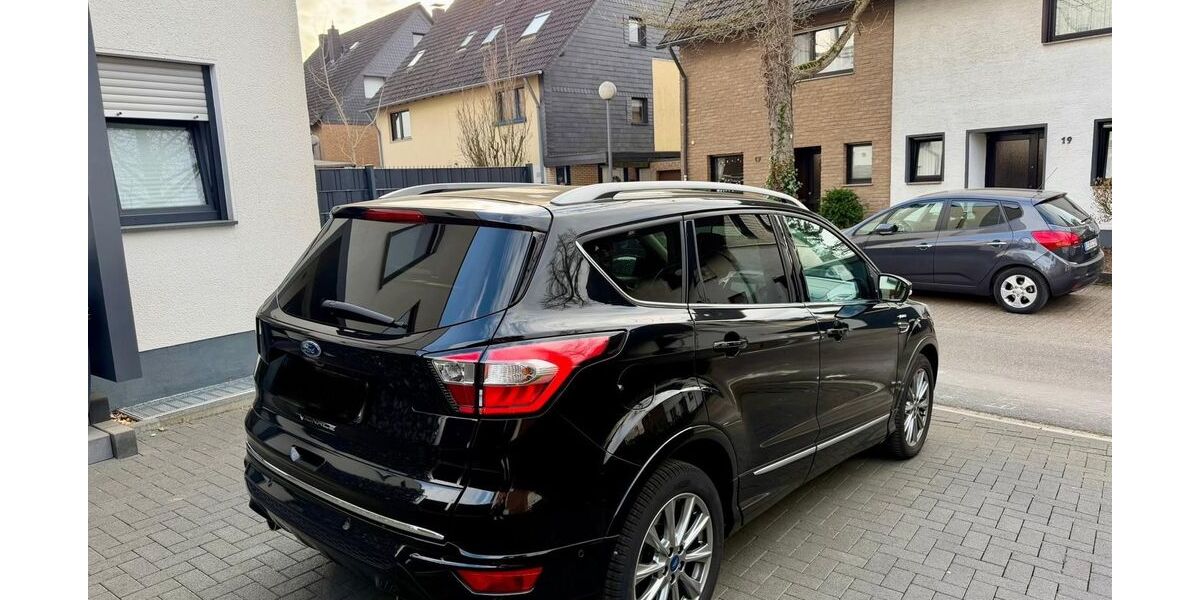 Ford Kuga 59.850 km 16.800 &euro; Leverkusen 51371