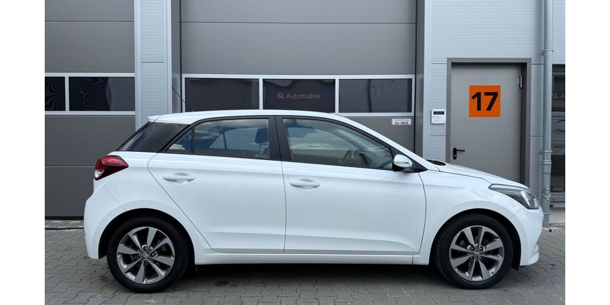 Hyundai i20 78.702 km 8.295 &euro; Willich 47877