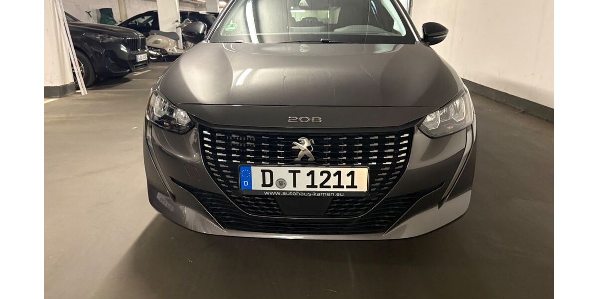 Peugeot 208 28.988 km 16.500 &euro; Düsseldorf 40470
