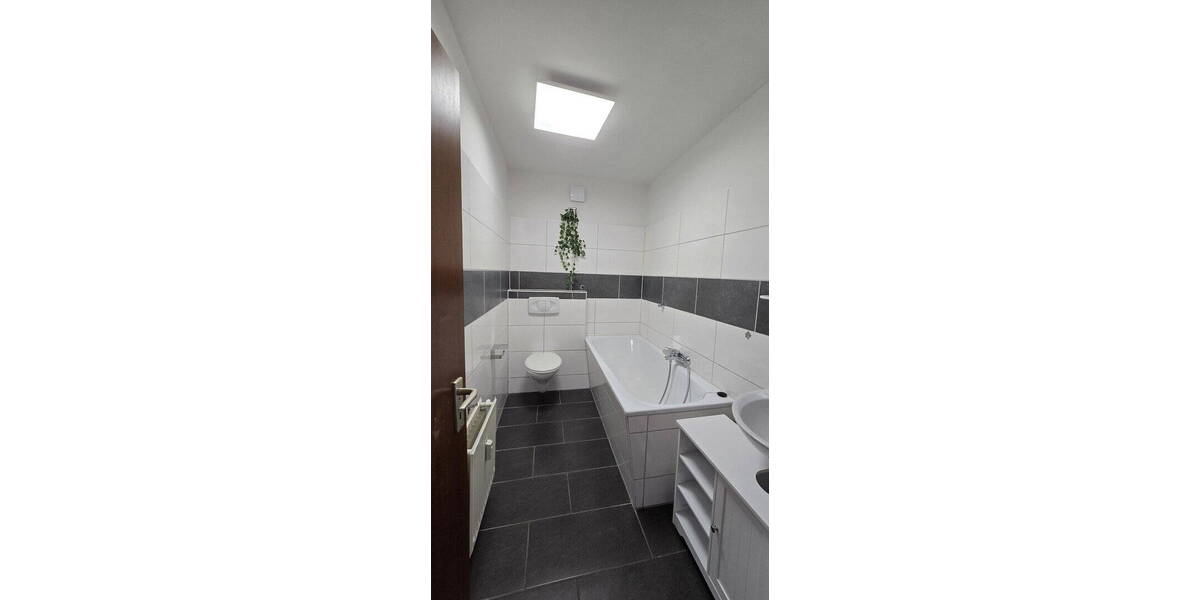 Etagenwohnung Wuppertal Langerfeld - 3 Zimmer, 92 m&sup2;, 840&euro; | Angebot:26249431