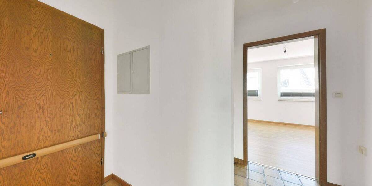 Etagenwohnung Velbert Mitte - 2 Zimmer, 69 m&sup2;, 189.000&euro; | Angebot:26029090