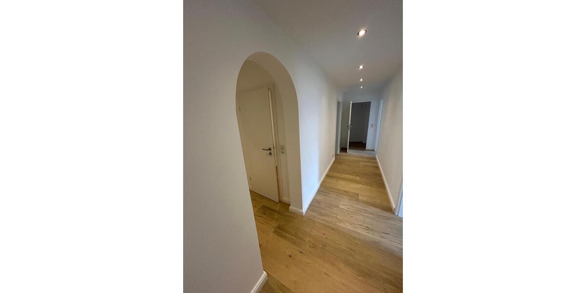 Etagenwohnung Wuppertal Arrenberg - 3 Zimmer, 64 m&sup2;, 682&euro; | Angebot:25891661