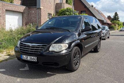 Chrysler Voyager 301.000 km 3.390 &euro; Willich 47877
