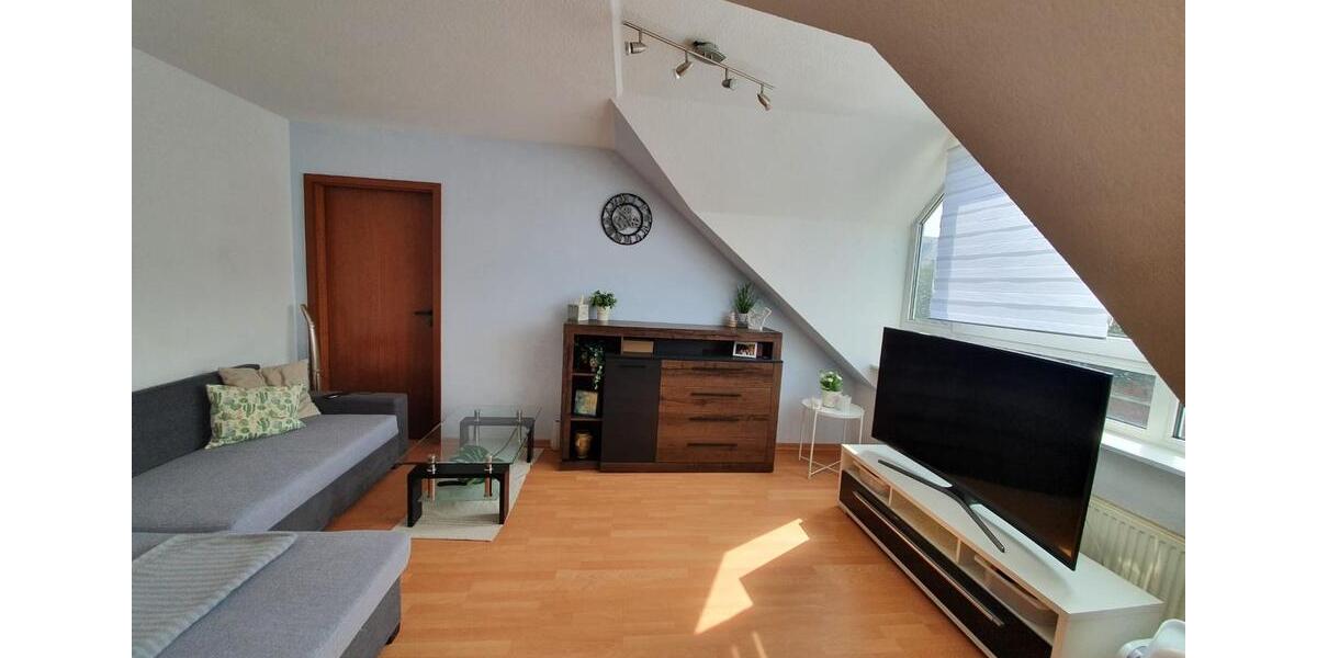 Dachgeschoßwohnung Düsseldorf Stadtbezirk 8 - 2 Zimmer, 42 m&sup2;, 580&euro; | Angebot:26020395