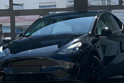Tesla Model Y 27.000 km 32.900 &euro; Wuppertal 42283