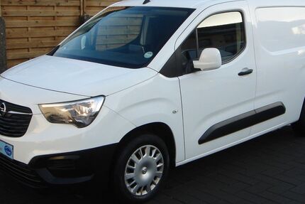 Opel Combo 99.800 km 10.980 &euro; Hilden 40721