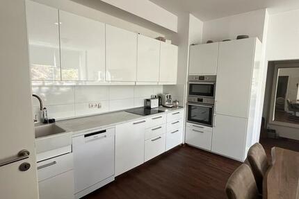 Wohnung Düsseldorf - 3 Zimmer, 92 m&sup2;, 625.000&euro; | Angebot:26297574