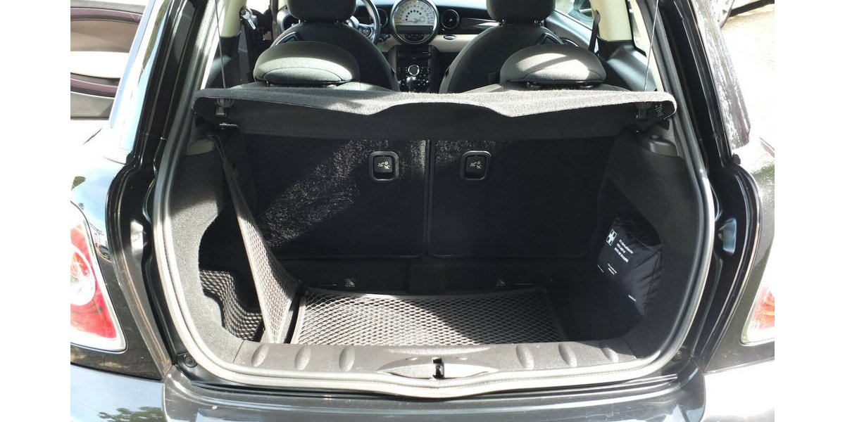 Mini Cooper BAKER STREET XENON KLIMAAUTOM SITZHEIZUNG 114.143 km 8.898 &euro; Köln 50858