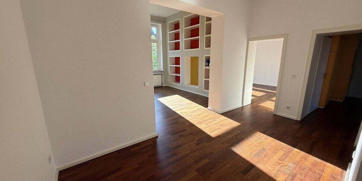 Etagenwohnung Köln Neustadt-Nord - 2 Zimmer, 94 m&sup2;, 1.692&euro; | Angebot:26835861