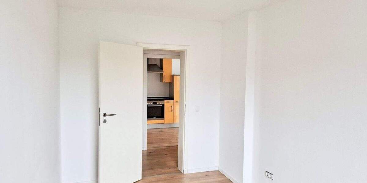 Etagenwohnung Wuppertal Ronsdorf - 3 Zimmer, 78 m&sup2;, 179.000&euro; | Angebot:25738222