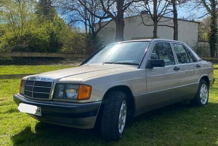 Mercedes-Benz 190 175.063 km 9.450 &euro; Düsseldorf 40629