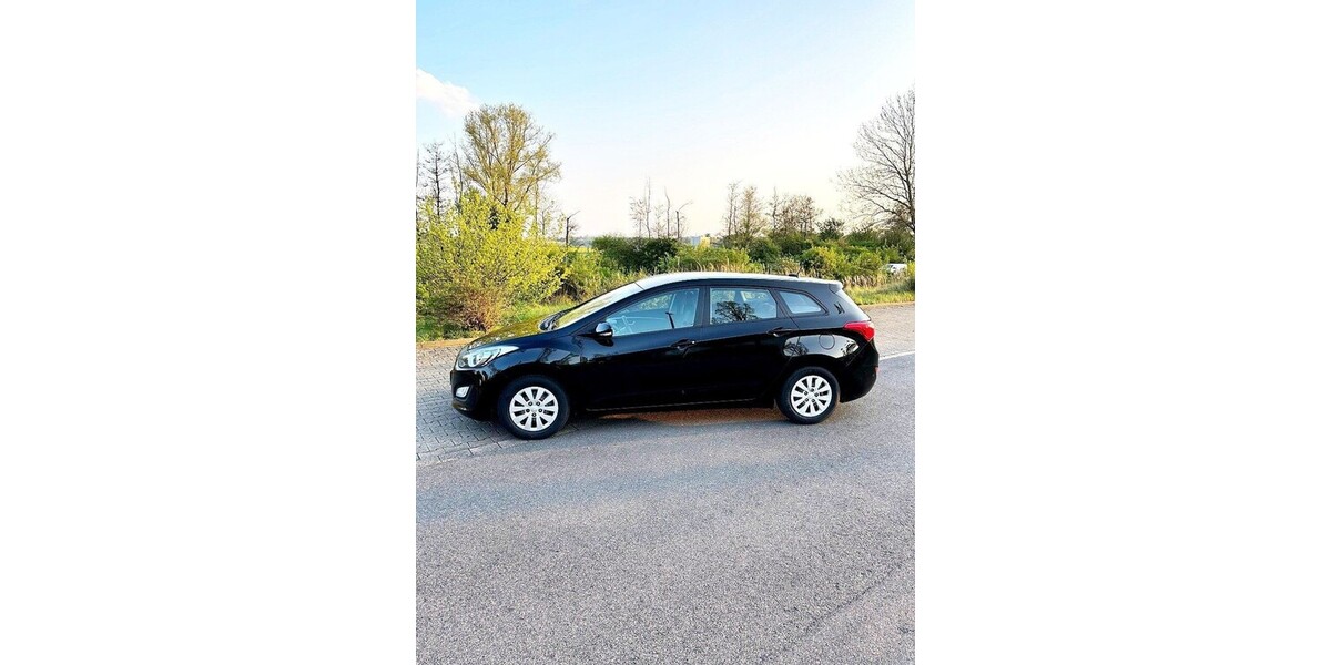 Hyundai i30 200.325 km 5.999 &euro; Frechen 50226
