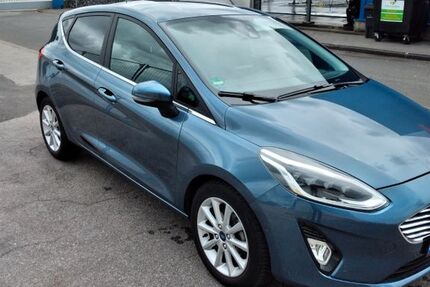 Ford Fiesta 20.000 km 13.900 &euro; Korschenbroich 41352
