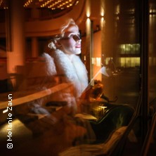 Das kunstseidene Mädchen 27.04.2026 Schauspielhaus - Foyer