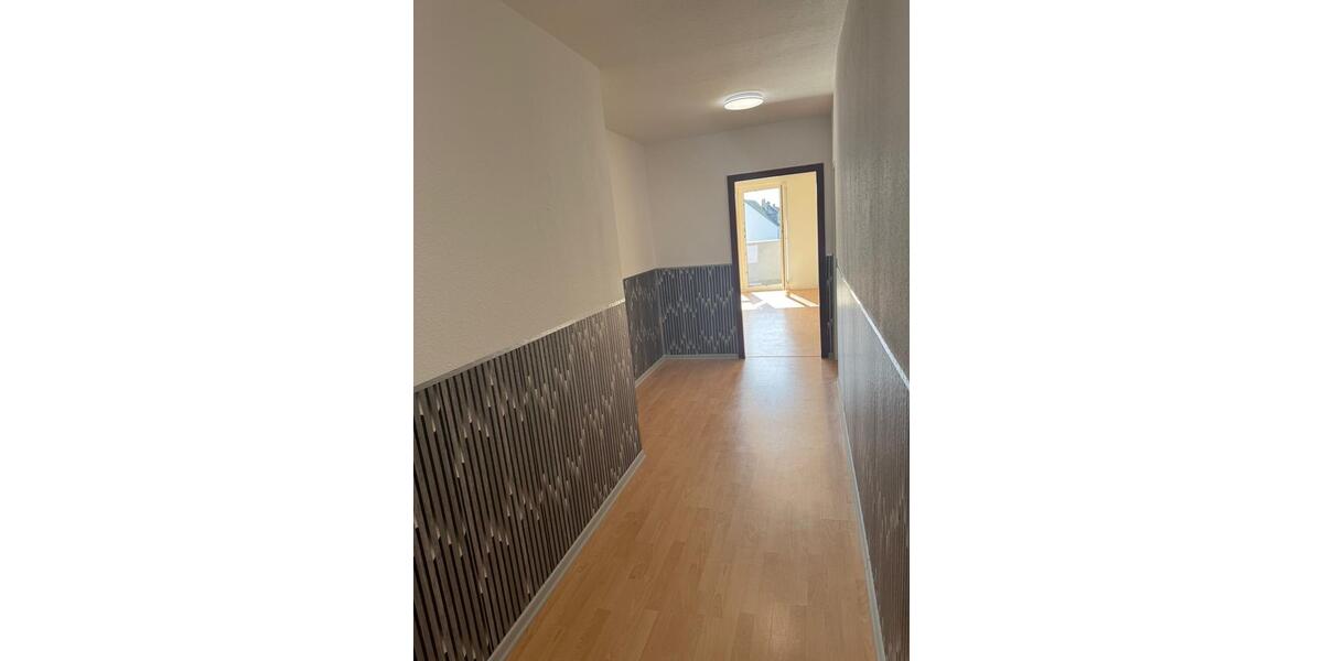 Etagenwohnung Bergisch Gladbach Gronau - 2 Zimmer, 71 m&sup2;, 185.000&euro; | Angebot:25765745