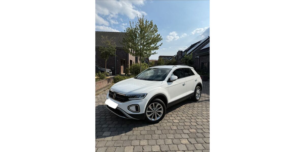 VW T-Roc 61.434 km 17.300 &euro; Leichlingen 42799