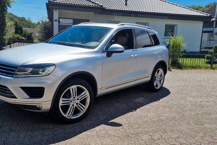 VW Touareg 152.000 km 21.100 &euro; Hückeswagen 42499