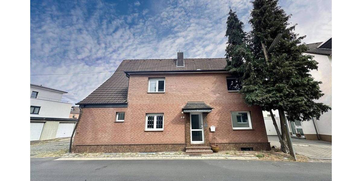 Mehrfamilienhaus, Wohnhaus Leverkusen Bürrig - 6 Zimmer, 159 m&sup2;, 599.000&euro; | Angebot:25926433
