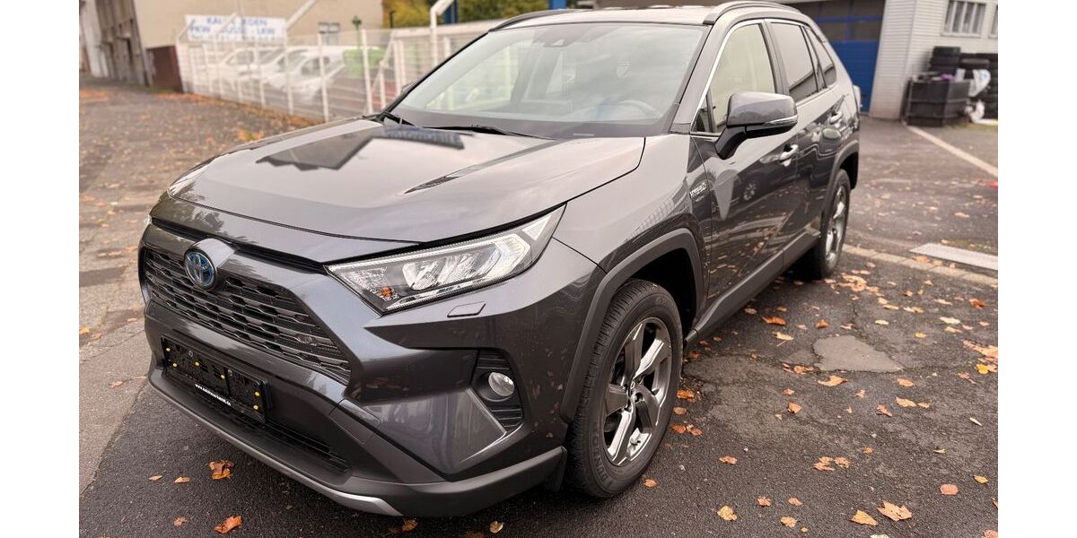 Toyota RAV 4 120.436 km 22.990 &euro; Köln 51065