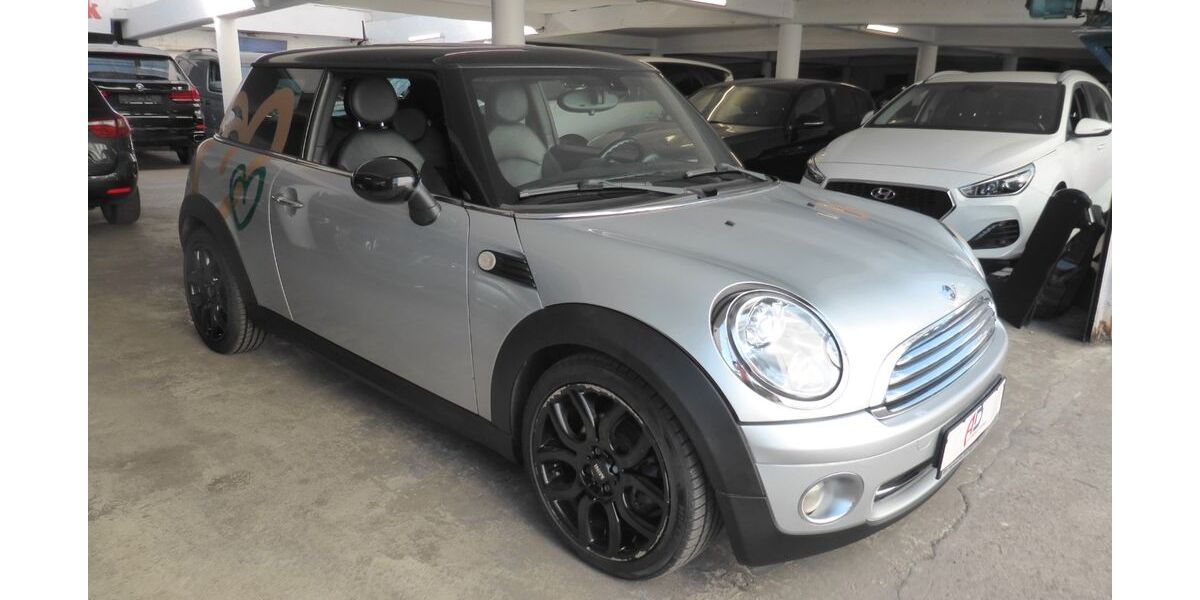 Mini Cooper 145.000 km 3.950 &euro; Düsseldorf 40223
