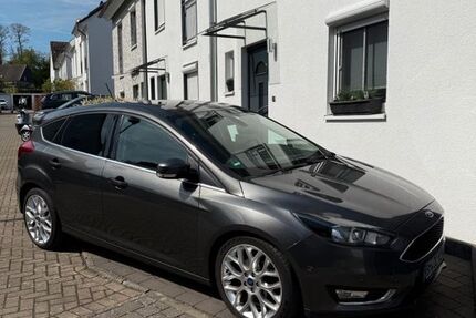 Ford Focus 99.500 km 7.700 &euro; Frechen 50226