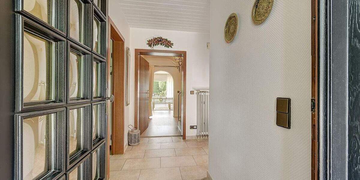 Reihenmittelhaus Düsseldorf Hubbelrath - 5 Zimmer, 124 m&sup2;, 549.000&euro; | Angebot:25744332