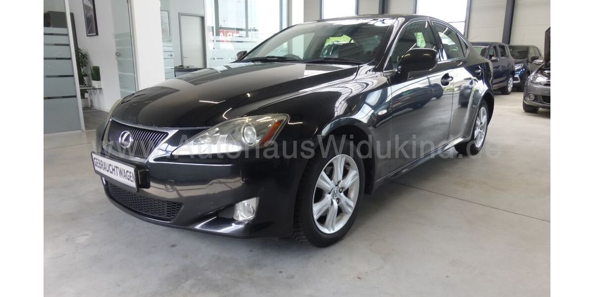 Lexus IS 220 271.000 km 2.990 &euro; Wuppertal 42289