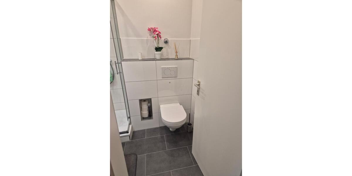 Etagenwohnung Düsseldorf Stadtbezirk 9 - 1 Zimmer, 38 m&sup2;, 680&euro; | Angebot:25239867