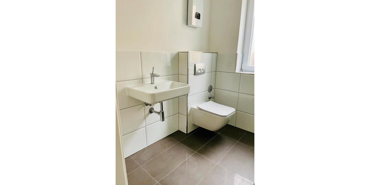 Erdgeschoßwohnung Remscheid - 2 Zimmer, 58 m&sup2;, 700&euro; | Angebot:26035720