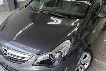 Opel Corsa 84.719 km 8.999 &euro; Köln 50829