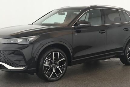 VW Tiguan 8.900 km 45.484 &euro; Düsseldorf 40233