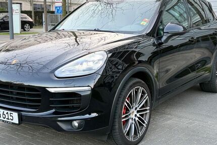 Porsche Cayenne 157.200 km 27.200 &euro; Düsseldorf 40229